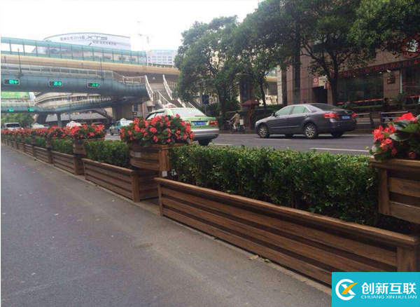 重慶道路隔離花箱，道路戶外花箱